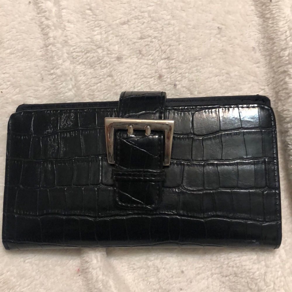 Black wallet